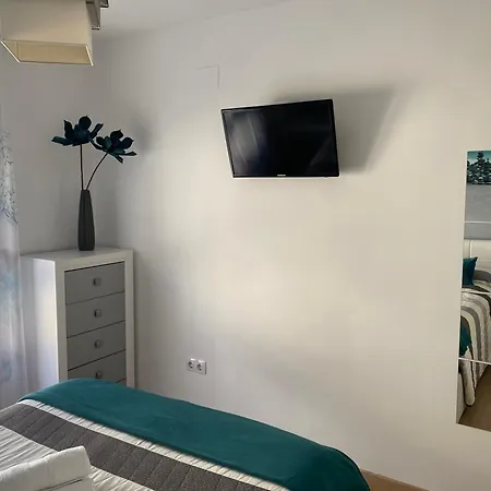 Alameda Apartman *